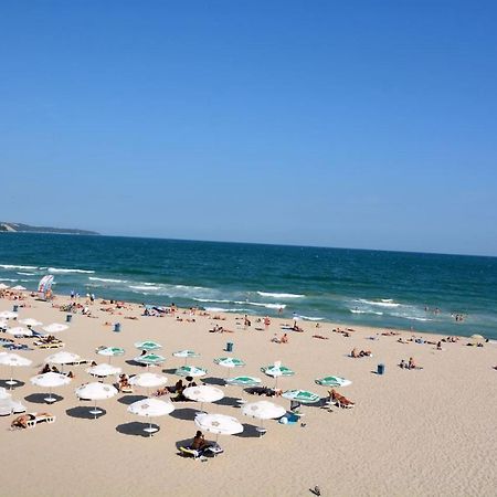 Unbeatable Location - New Lux Apartment Varna Beach By Flat Mаnager Exterior photo