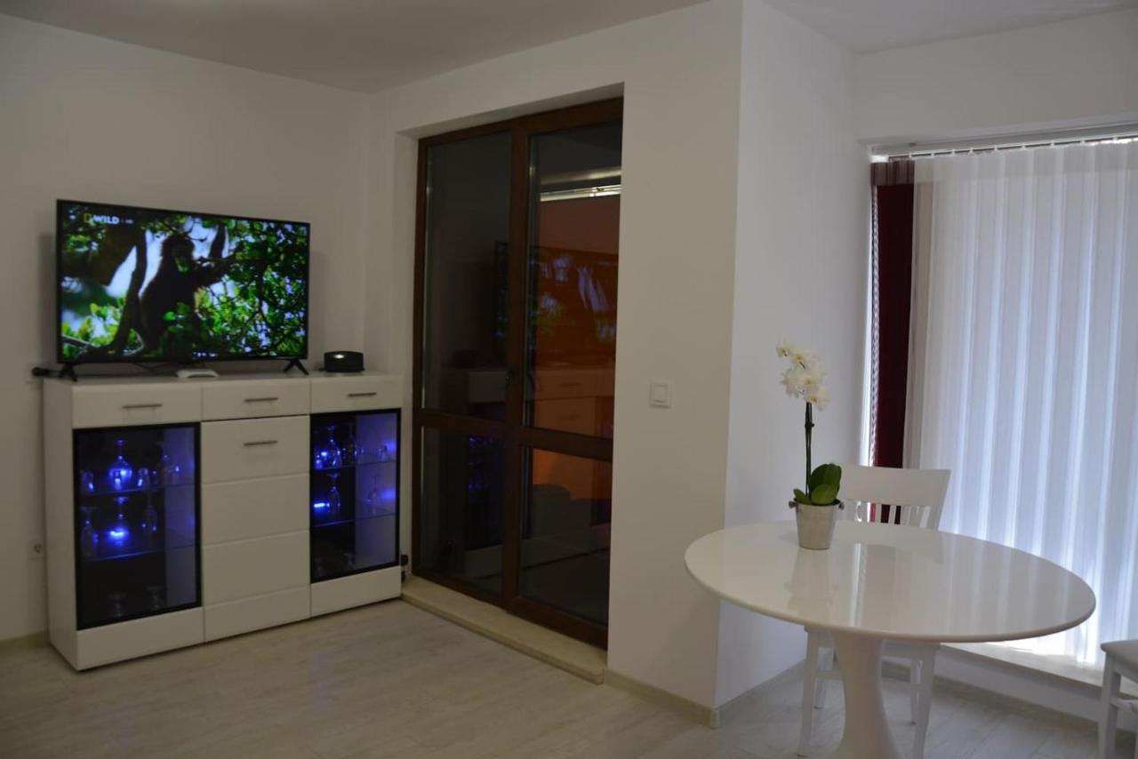 Unbeatable Location - New Lux Apartment Varna Beach By Flat Mаnager Exterior photo